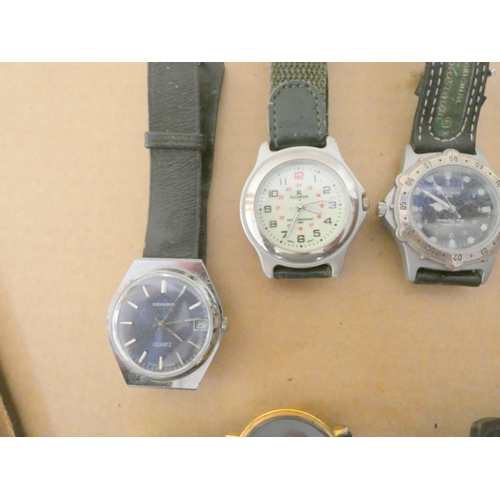 107 - Bag of modern fasion watches to include Timex, Casio, Ben Sherman, Limit, Sekonda etc.