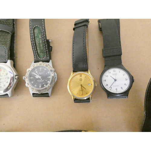 107 - Bag of modern fasion watches to include Timex, Casio, Ben Sherman, Limit, Sekonda etc.