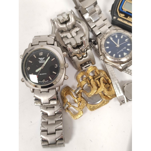 110 - Bag of vintage and modern watches.