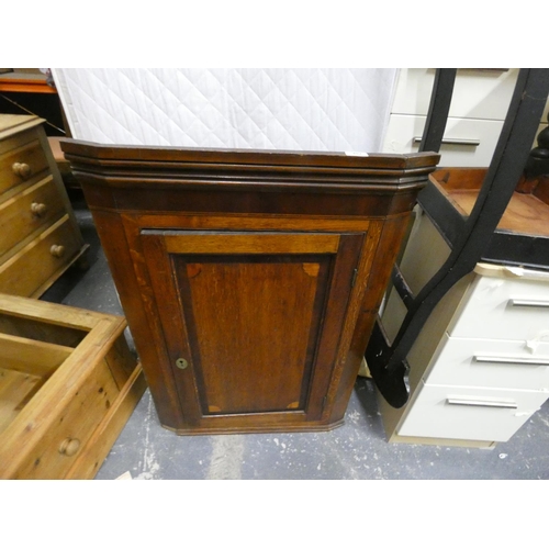 402 - Antique oak Georgian corner cupboard.