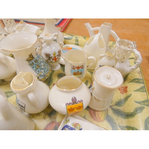 92 - Tray of vintage crested ware including Goss etc