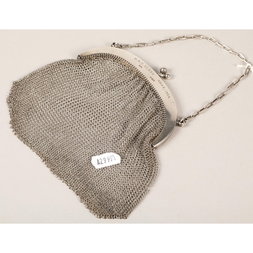 153 - Silver chain mail bag, 165 grams