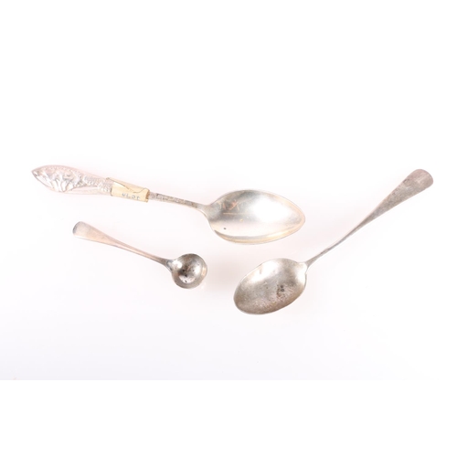 63 - Pair of silver plated berry serving spoons in fitter case by Mackay Cunningham & Co of Edinburgh... 