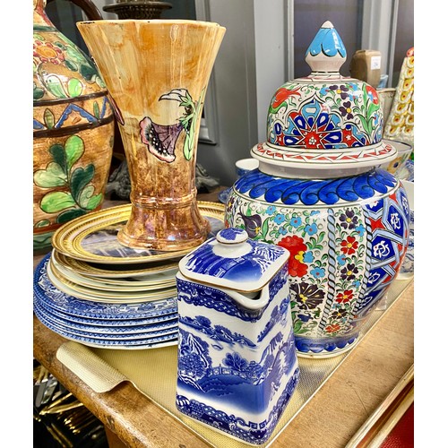 295 - Assorted Oriental-style blue and white ceramics, ginger jar and cover, vase, etc