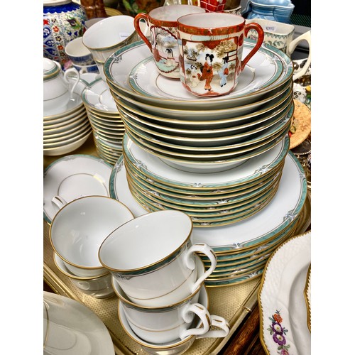 293 - Noritake part dinner & tea service, etc