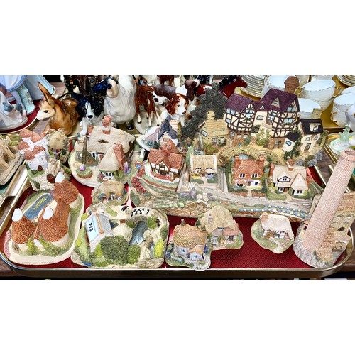 272 - Large assortment of Lilliput Lane models of houses, castles, etc