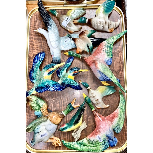 266 - Assorted ceramic models of birds