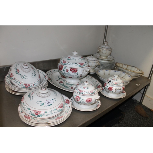 179 - 19th century Bloor Derby part dinner set, and a Villeroy & Boch part dinner set retailed by T Go... 