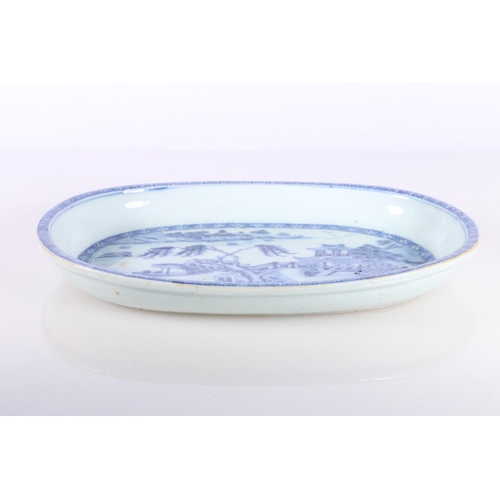 140 - Chinese blue and white oval dish decorated with pavilion scene, 25cm long.