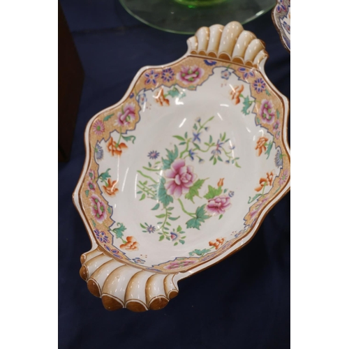 157 - Spode floral decorated pattern #3184 pottery part dinner set to include a pair of twin-handled baske... 