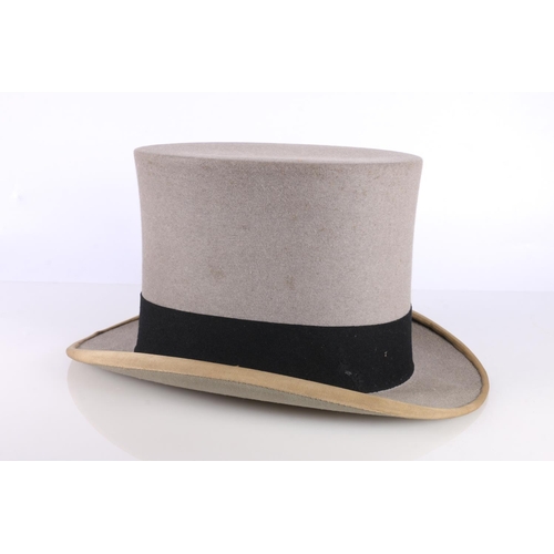 351 - Scott & Co. of London top hat with box.