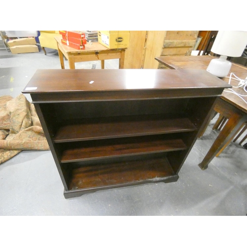 306 - Two tier mahogany bookcase.