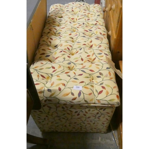 390 - Large floral ottoman bedding box and contents.