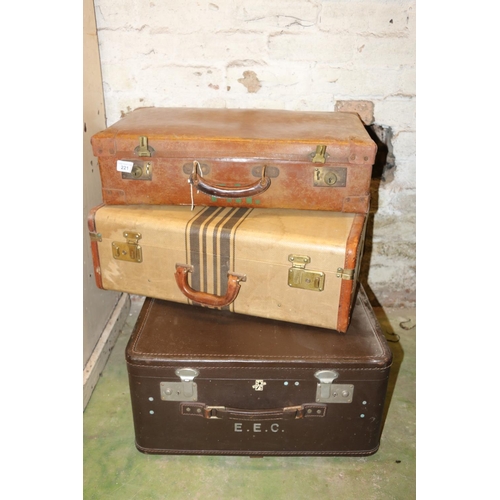 221 - Three vintage cases.