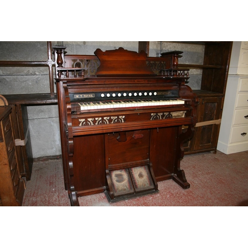 266 - Bridgeport Organ Company of Bridgeport US pianola, retailed by Payne of London, 108cm wide.