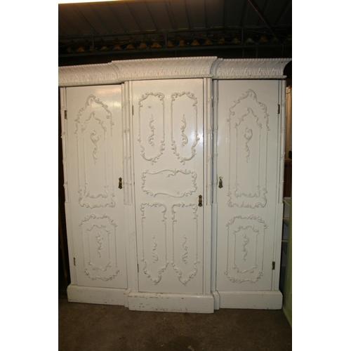 272 - Antique French style three door break front wardrobe, the ornate cornice with acanthus leaf and berr... 