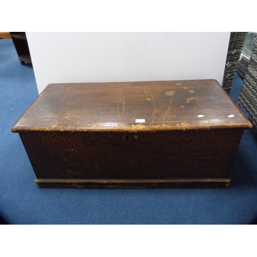 443 - Antique scumbled pine blanket chest.