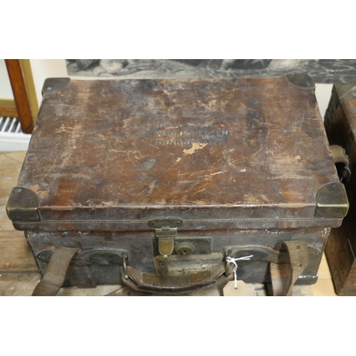 372 - James McNaughton of Edinburgh and Perth leather bound wooden cartridge box, named to J Robertson of ... 