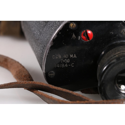 376 - Pair of WWII military issue binoculars by REL Canada, 7x500, dated 1944 in black leather case.