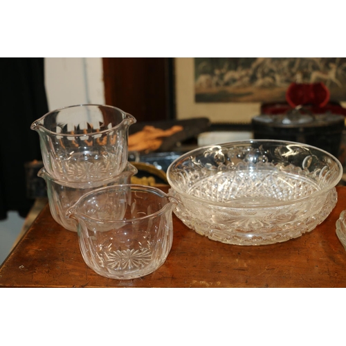 174A - Set of five cut glass porringers and a collection of cut glass dishes, possibly from centrepieces.