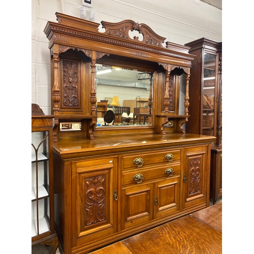 550 - Oak mirror back sideboard