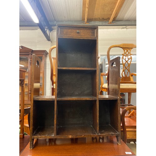 561 - Oak book case, with carved roses, 93 x 68 cm