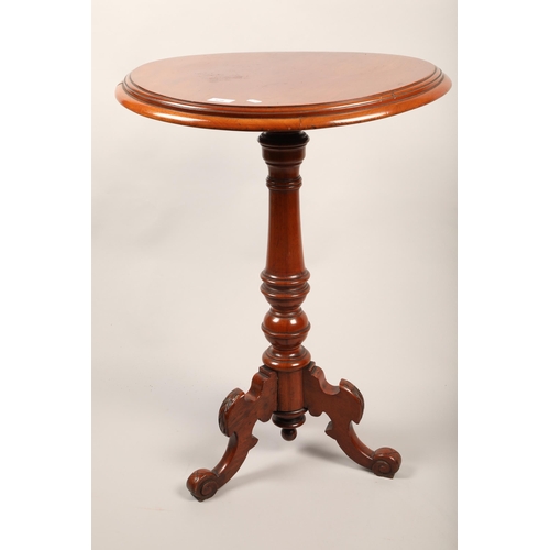 528 - Hardwood drum table