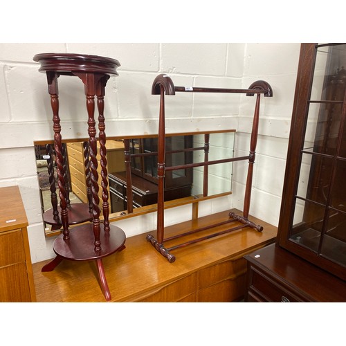 617 - Mahogany clothes rack, plant stand (2)