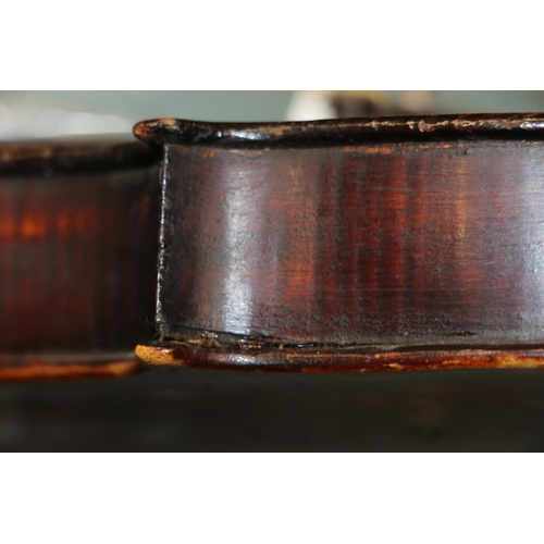 99 - Antique violin having one piece back, paper label to the interior 'Benjamin Banks Catherine Street',... 