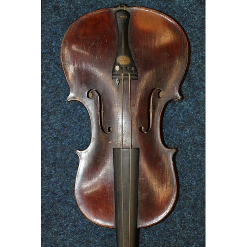 99 - Antique violin having one piece back, paper label to the interior 'Benjamin Banks Catherine Street',... 