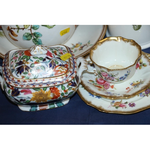 14 - Victorian, and later, porcelain to include a relief decorated jug, a Royal Worcester tankard, a Newh... 