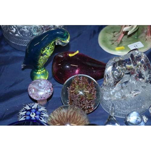 18 - Art Glass to include a Wedgwood snail, paperweights, a Heron Glass toadstool, etc.