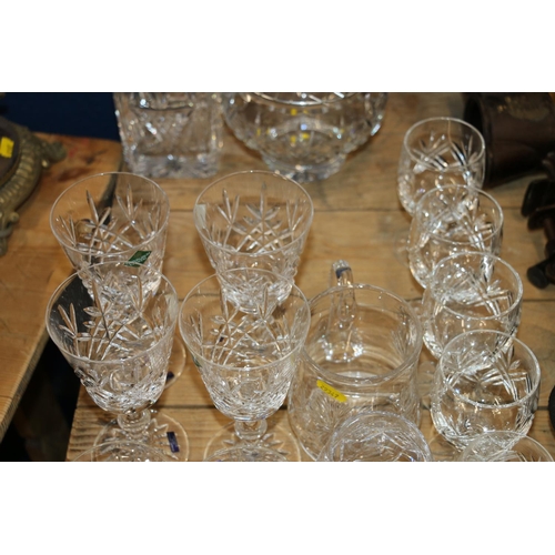 121 - Suite of Edinburgh Crystal, and other, glassware to include a decanter, four large wine glasses, bea... 