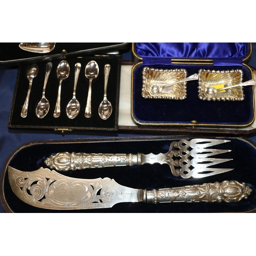 64 - Silver-plated flatware to include fish servers, teaspoons, cased salts, etc.