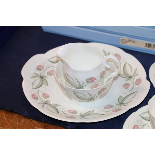 69 - Susie Cooper raspberry decorated teaset.