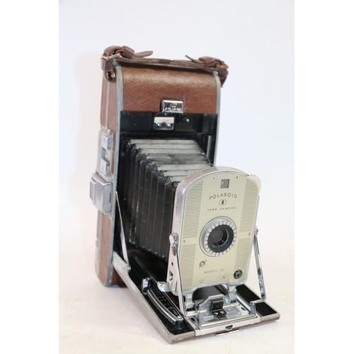 87 - Polaroid Land camera  model 95 in fitted case.