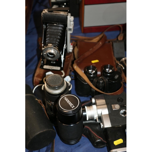 90 - Vintage cameras and lenses to include a Pentax Spotmatic, a Zenith-E 35mm, a Kodak Sterling No.2, a ... 