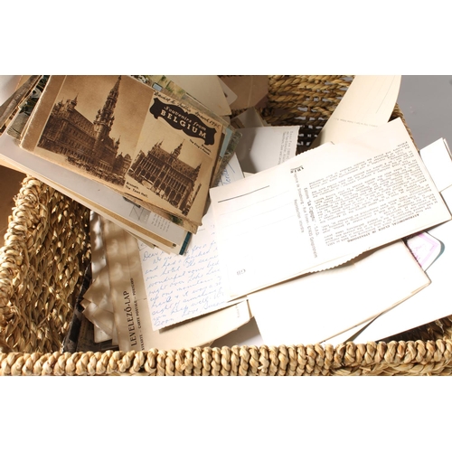 479 - Basket containing 20th century postcards including portraiture, topographical etc.