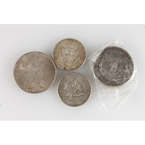 491 - UNITED STATES OF AMERICA USA coins to include Morgan dollar 1921, Peace dollar 1923 and two Kennedy ... 