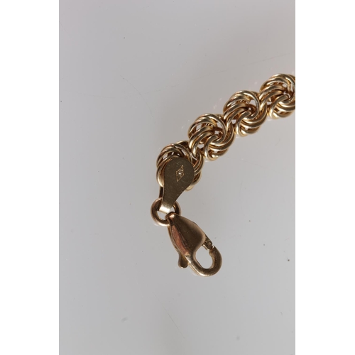 512 - 9ct gold woven ring link bracelet, 4.1g.