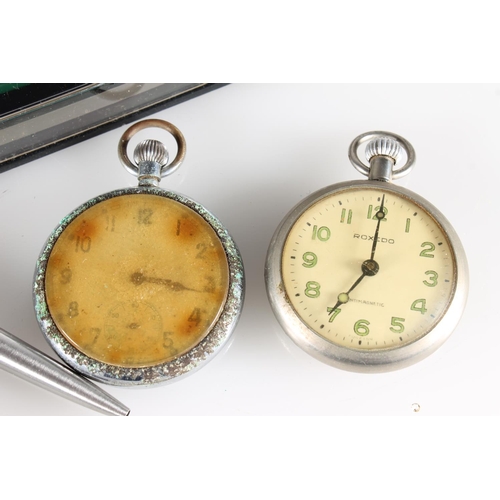 526 - Military issue open faced keyless pocket watch, the reverse with markings 'broad arrow mark GSTP U35... 