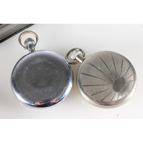 526 - Military issue open faced keyless pocket watch, the reverse with markings 'broad arrow mark GSTP U35... 