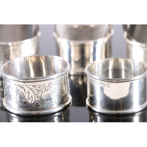 582 - Eight silver napkin rings, 107g.