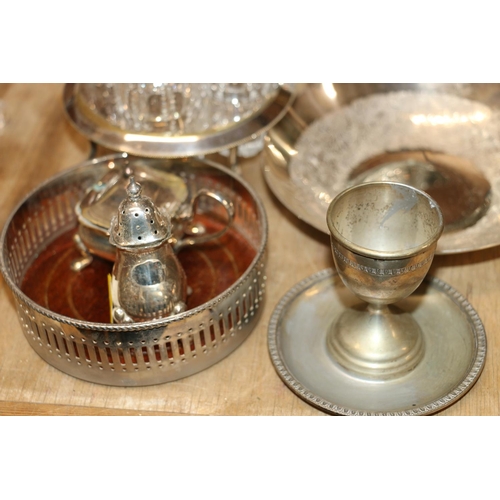 209 - Silver-plated wine coaster and comports, a copper jelly mould, and other metal ware.