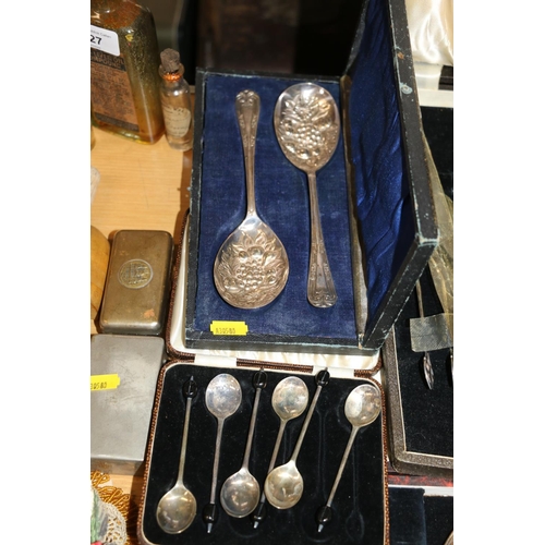 224 - Silver-plate to include cased berry spoons, mother-of pearl handled cheese knives, and other cutlery... 