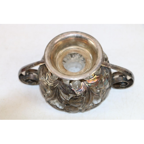 261 - Continental Art Nouveau silver-plated plate, and a similar two-handled vase with inset glass liner.