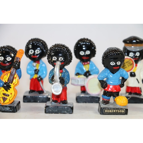 271 - Robertson jam figurines.