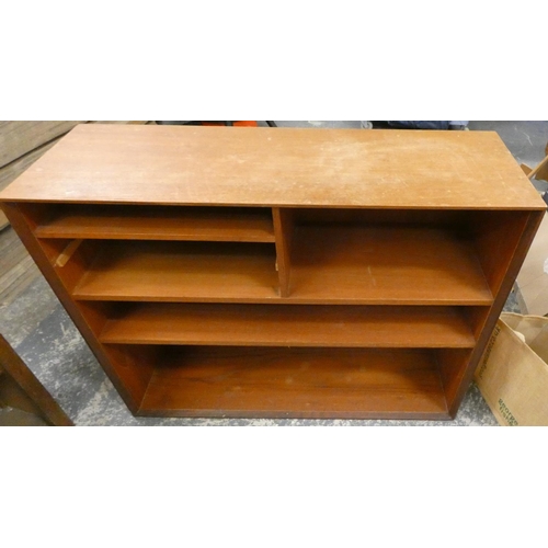 505 - Two small vintage bookcases.