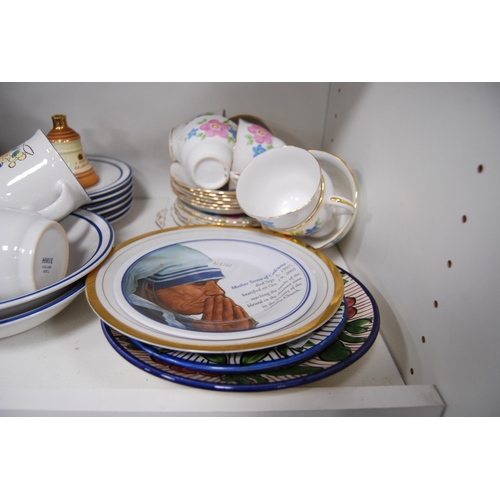 135 - Mexican part breakfast set, floral decorated tea set etc (one shelf).