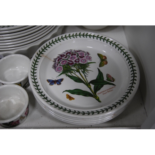 137 - Portmeirion 'Botanic Garden' pattern tablewares to include flan dish, ramekins, bowls, plates etc (o... 